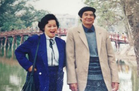 NSND Tuệ Minh và cố nhà văn Nguyễn Đình Thi. Ảnh tư liệu.