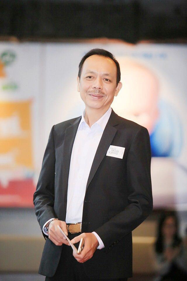 Đạo diễn Lê Hoàng tiết lộ NSƯT Thanh Hoàng được nhiều cô gái yêu mến và theo đuổi.