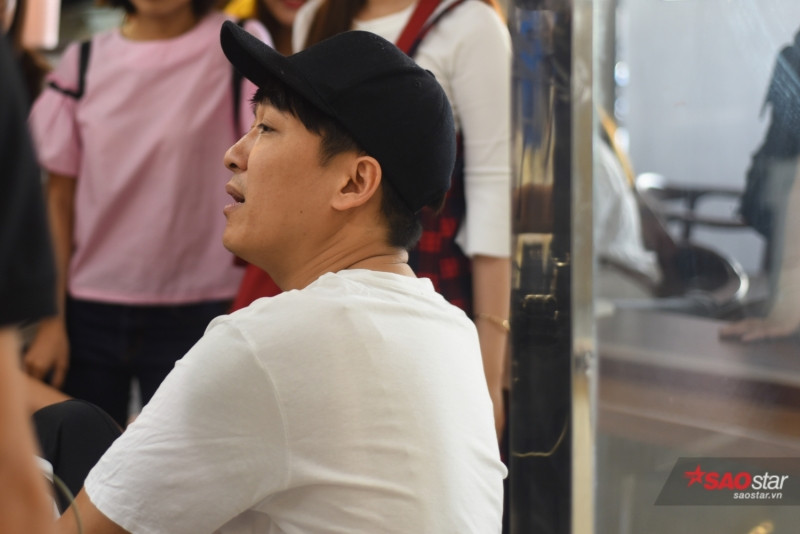 Những tưởng mọi chuyện đã trở nên yên ắng, chân dài sinh năm 1996 dù vô tình hay cố ý lại tiếp tục khiến mọi việc đi quá giới hạn.