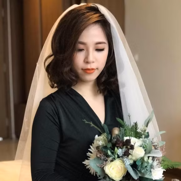 Phương Thảo sở hữu nhan sắc xinh đẹp làm "say" lòng người.