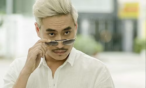 Kiều Minh Tuấn phủ nhận tin đồn bà xã mang thai.