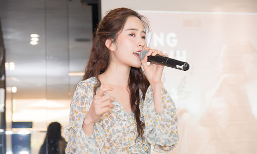 Hoa khôi Nam Em. (Ảnh: Đại Dương)