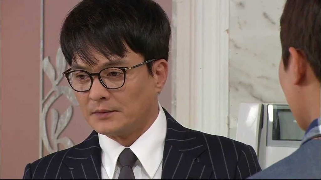 Sau hàng loạt cáo buộc quấy rối tình dục, Jo Min Ki đã tự kết liễu đời mình vào chiều 9/3. Sau hàng chục năm đóng phim với rất nhiều dự án thành công, vai diễn thành công, cuối cùng Jo Min Ki kết thúc cả sự nghiệp lẫn cuộc đời của mình trong sự ghẻ lạnh, chỉ trích của công chúng.