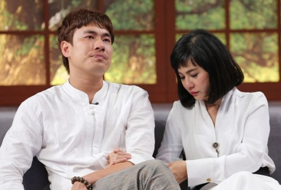 Cả hai từng rơi nước mắt vì muốn có con nhưng vô vọng.