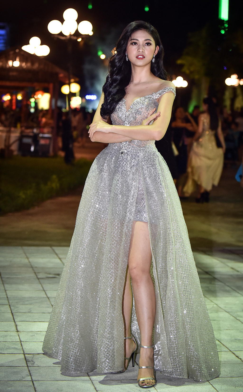 Á hậu Việt Nam 2016 Thanh Tú lưu giữ hình ảnh đẹp trong công chúng, và là người chăm lo phát triển sự nghiệp. Hiện cô làm việc cho Đài truyền hình Việt Nam (VTV).