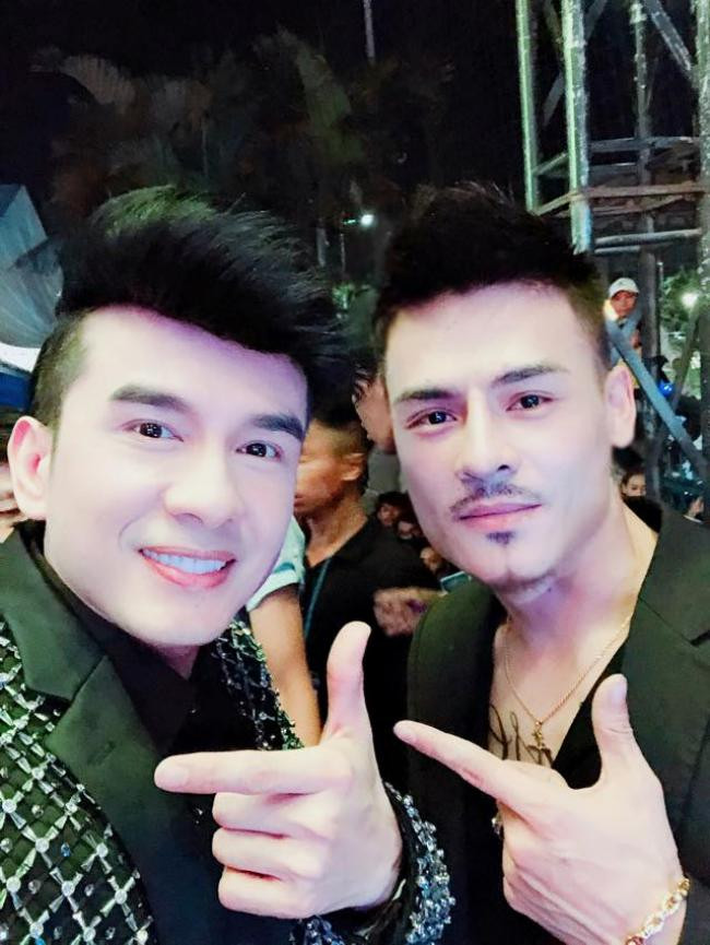 Hoa Vinh cho biết anh là một fan của Đan Trường từ rất lâu.