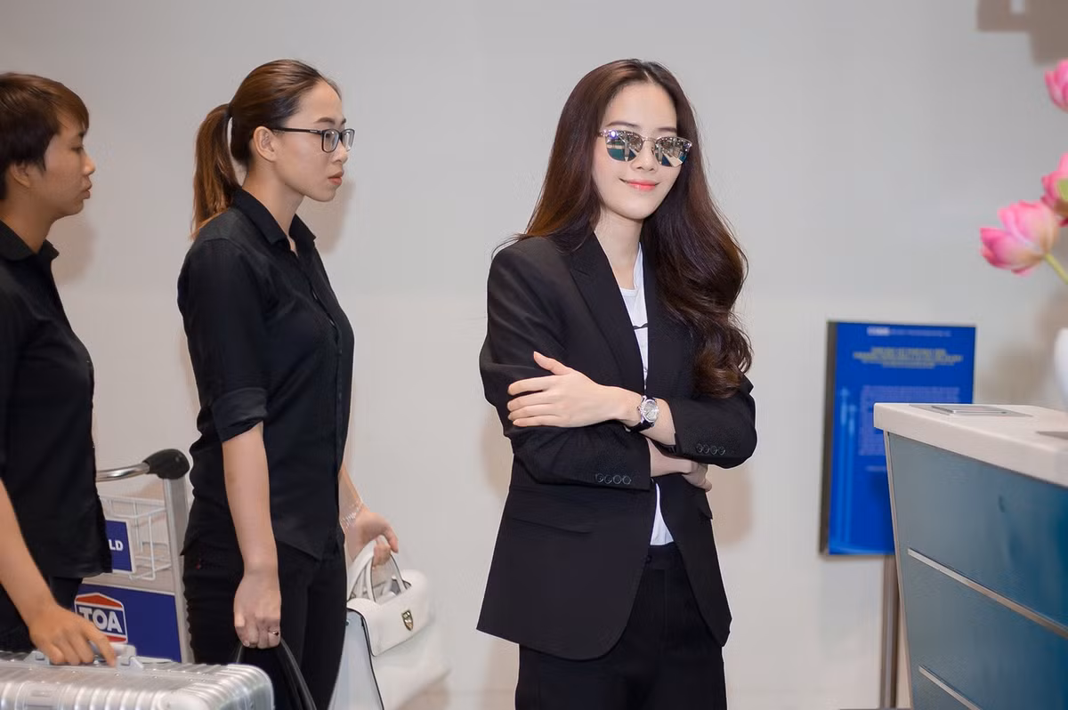 Nam Em khẳng định những chuyện không vui vừa qua đã đến lúc để lại ở quá khứ. Cô cần phải lấy lại tinh thần và nỗ lực để khẳng định mình thông qua những hoạt động, những sản phẩm chỉn chu gửi đến khán giả.