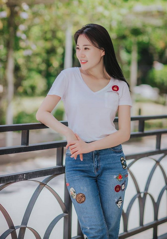 Hiện tại bộ phim Quỳnh búp bê do Phương Oanh đảm nhận vai nữ chính đang gây sốt, được nhiều khán giả quan tâm.