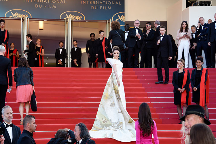 “Dù không còn là Đại sứ Du lịch nữa, tôi vẫn mong muốn đóng góp cho sự phát triển du lịch nói chung của Việt Nam”, Lý Nhã Kỳ tâm sự.