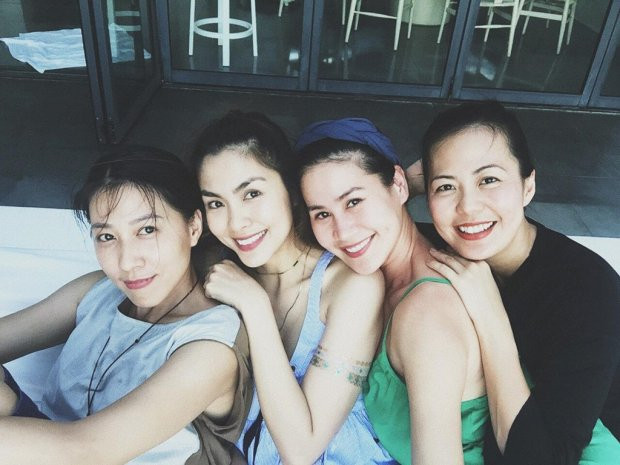 Hội bạn thân của Tăng Thanh Hà gồm: Thuỳ Trang, Thân Thuý Hà và Bùi Việt Hà.