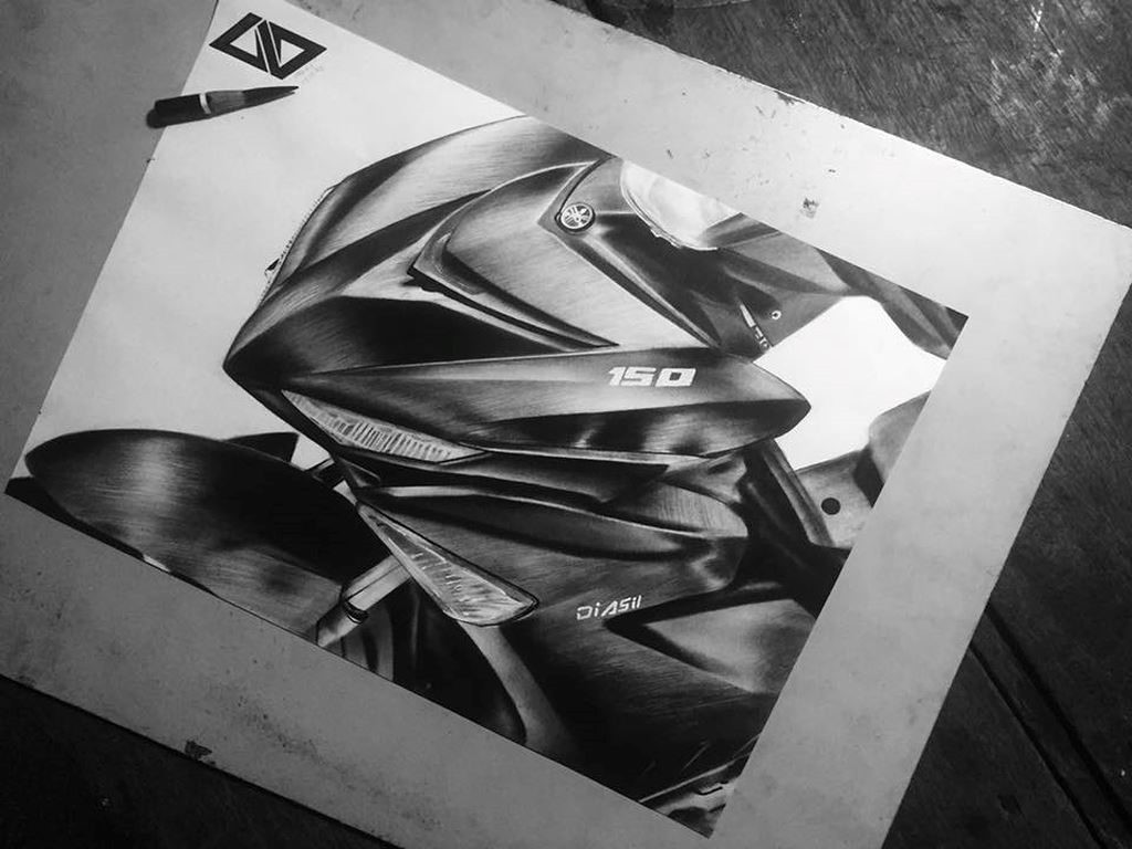 Nam sinh bày tỏ sở thích của cậu xoay quanh vẽ và xe. Bởi vậy, việc vẽ xe phân khối lớn trên giấy có thể giúp 10X thỏa mãn mọi đam mê.