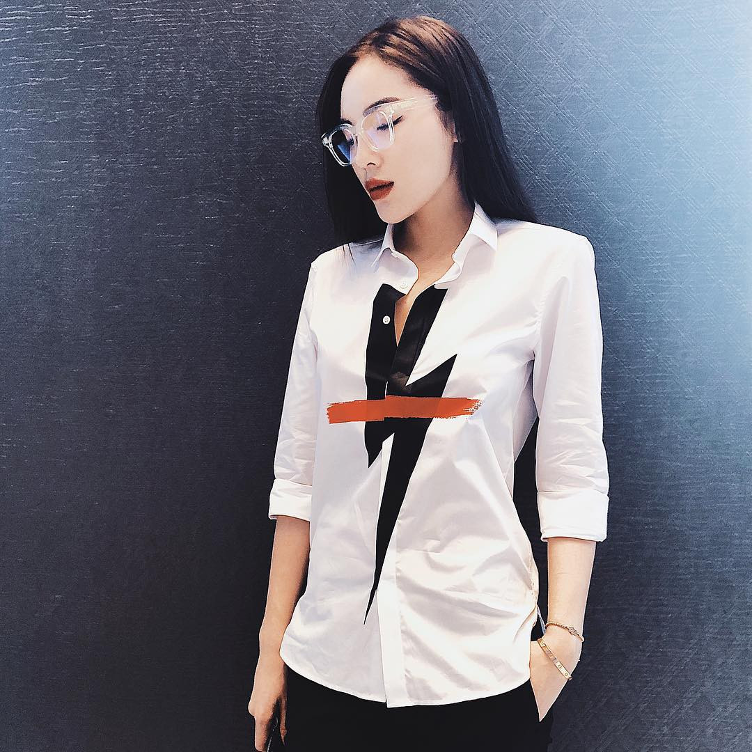 Tuy nhiên ai cũng nhìn thấy có một sự khác biệt "không hề nhẹ".