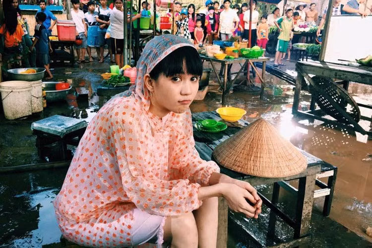 Trước đây, người mẫu Ngọc Trinh đã từng tham gia dự án phim "Vòng eo 56" kể về cuộc đời của cô.