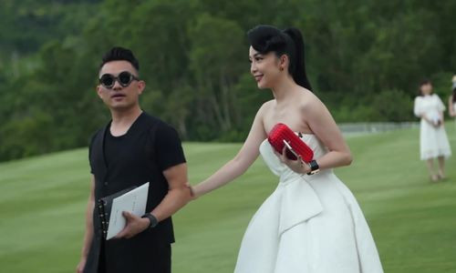 Linh Nga và bạn trai cùng xuất hiện trong show của NTK Đỗ Mạnh Cường.