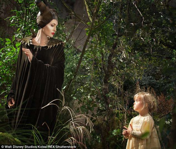 Con gái út Vivienne của Angelina từng góp mặt trong phần 1 của "Tiên hắc ám" (2014).