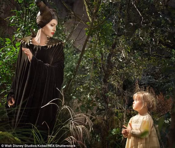 Con gái út Vivienne của Angelina từng góp mặt trong phần 1 của "Tiên hắc ám" (2014).