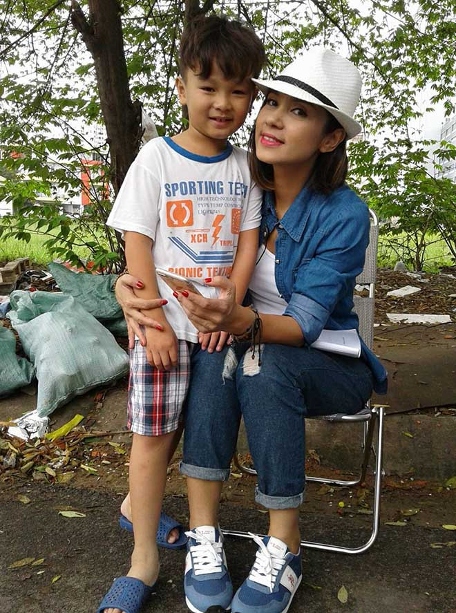 Sao nhi “Chu oi, dung lay me con” nhap vien vi soc tam ly-Hinh-4