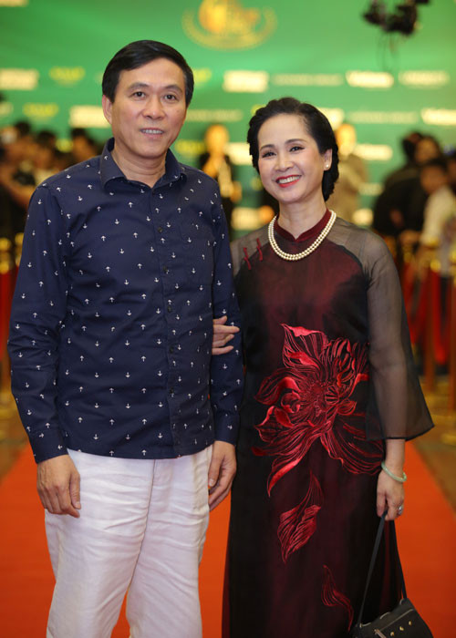 NSND Lan Huong: “Cac ban tre duoc phong tang danh hieu som cung tot”-Hinh-2