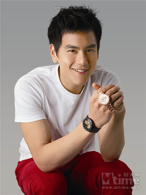 Sau một tháng xảy ra scandal tranh chỗ VIP của đàn chị là Lý Băng Băng, Bành Vu Yến bất ngờ lên tiếng. Tuy nhiên, phát ngôn sốc của nam diễn viên này khiến cư dân mạng càng thêm tức giận.