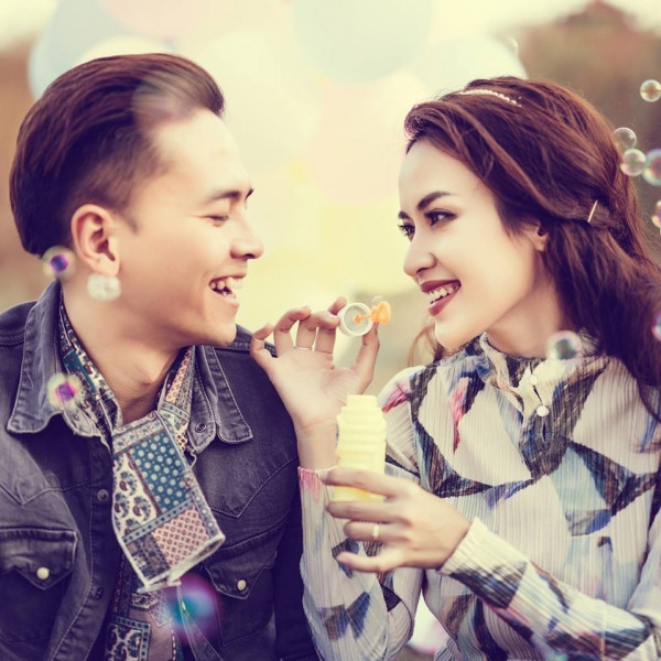 Vợ chồng Tú Vi - Văn Anh.