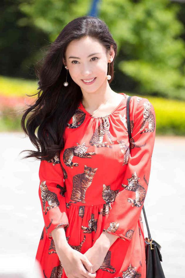 Truong Ba Chi - Ngo Kien Hao vuong nghi van phim gia tinh that-Hinh-2