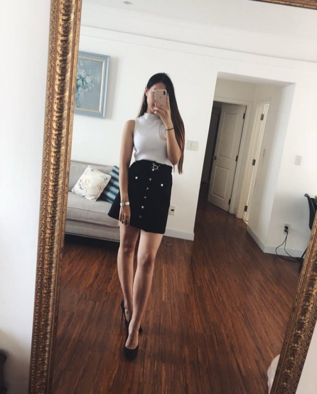 Bụng cô nàng trước đó không hề to như tấm ảnh gần đây được Huỳnh Anh đăng tải.