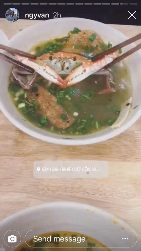 Trên story Instagram, Huỳnh Anh và bạn gái cùng nhau đăng tải những hình ảnh khi hẹn hò.