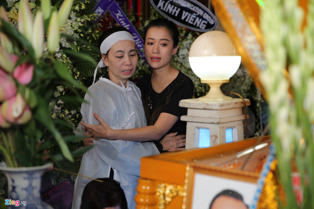 Chị Đào cho biết hai con giống ba, ảnh hưởng lối sống của ba.