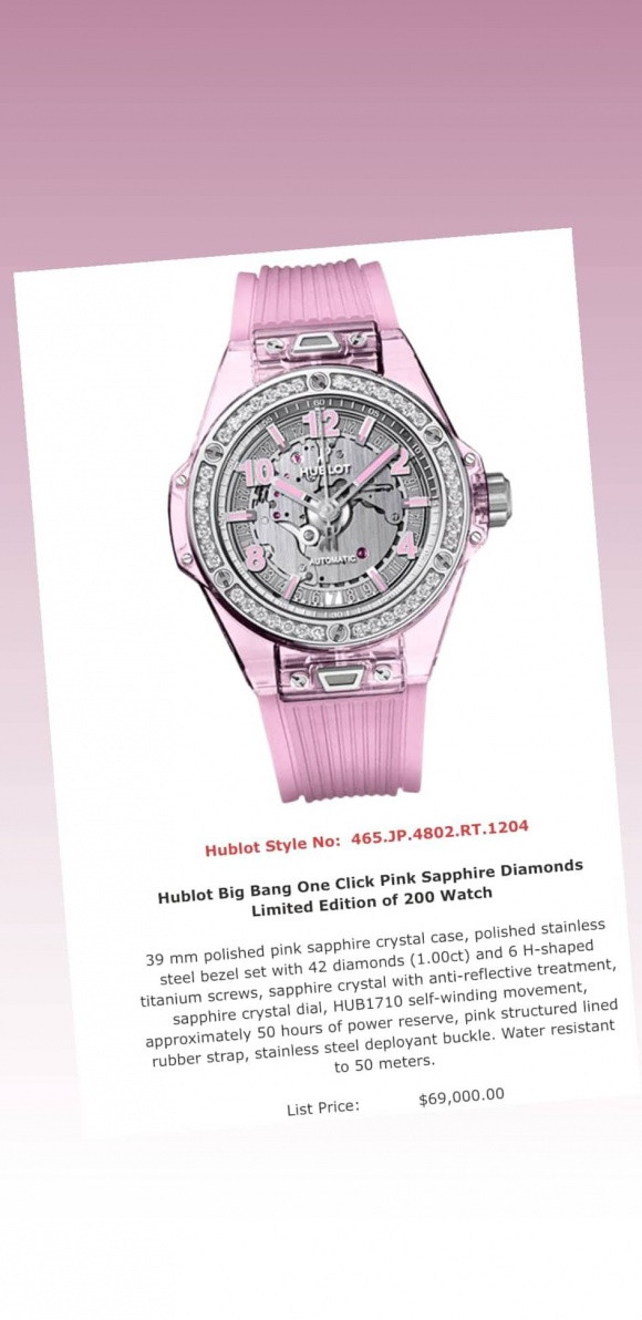 Ngoc Trinh lai gay choang khi tau them dong ho 