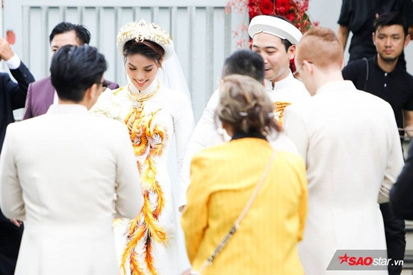 A hau Thuy Van lam gi ngay ban trai cu cuoi Lan Khue?-Hinh-2