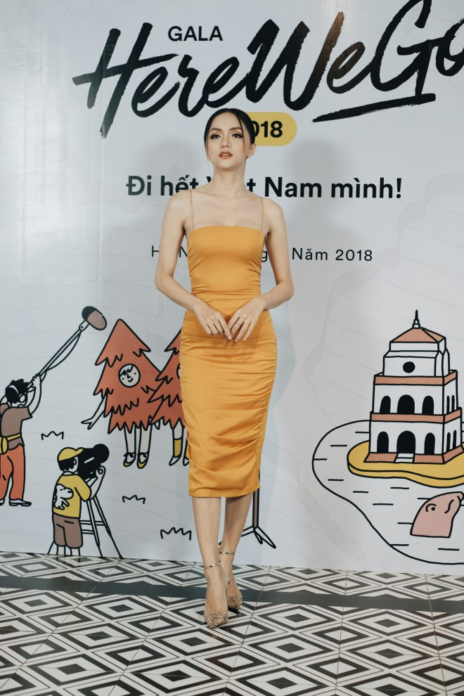 Cùng có mặt tại đêm trao giải là nữ ca sĩ Hương Giang, cô tham gia với tư cách khách mời và công bố một số giải thưởng trong chương trình.