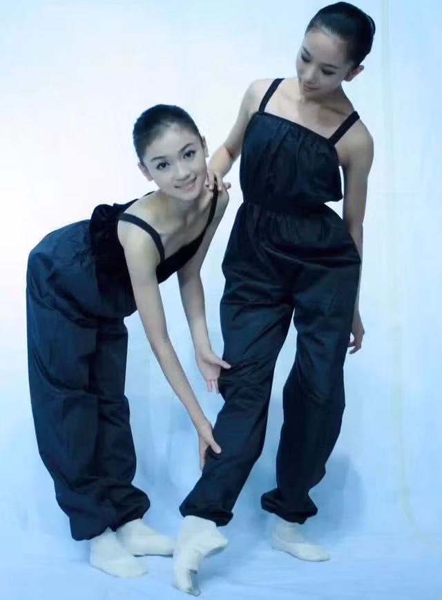 Vòng 1 phẳng lì như bức tường của nữ diễn viên 9X.