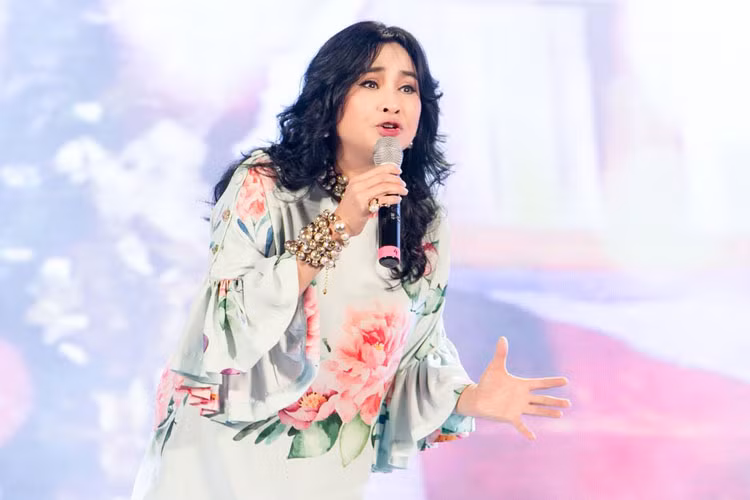 Cùng với Ngọc Anh, ca sĩ Thanh Lam cũng tham gia biểu diễn trong sự kiện.