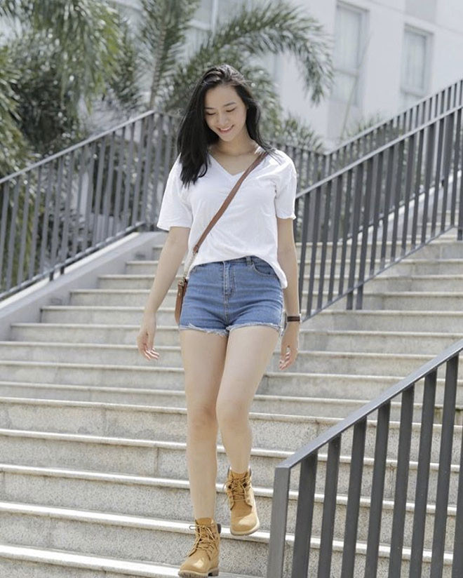 Tuy sinh năm 1992 nhưng Trương Kiều Diễm lại có chiều cao nổi bật 1m76 cùng gương mặt sáng sân khấu. Vì vậy, thời điểm đó cô được rất nhiều bầu show giới người mẫu để mắt. Tuy nhiên, vì đam mê ca hát nên người đẹp đến từ Quảng Nam đã từ chối nhiều lời mời, tập trung thi hát và giành ngôi vị Á quân X-Factor 2016.