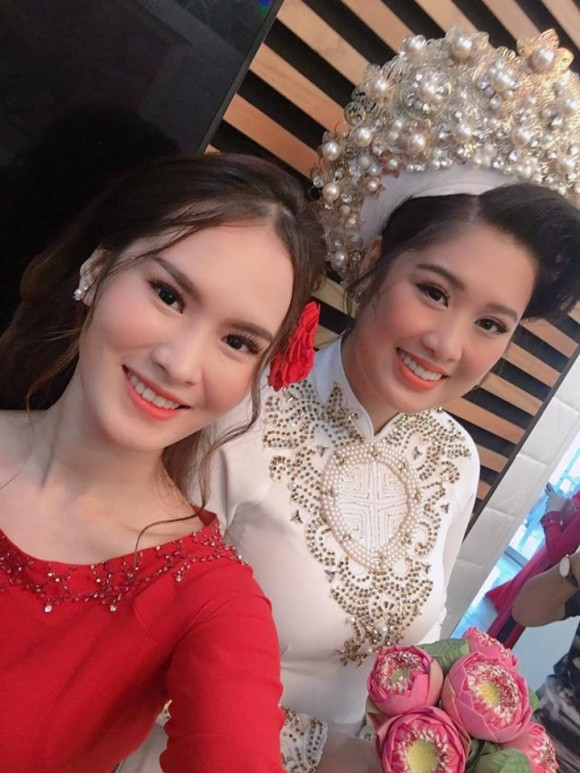 Một số hình ảnh thân thiết của Thanh Thảo với gia đình bạn trai.