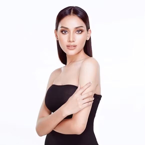 Vóc dáng nóng bỏng của Tân Hoa hậu chuyển giới Thái Lan 2018.