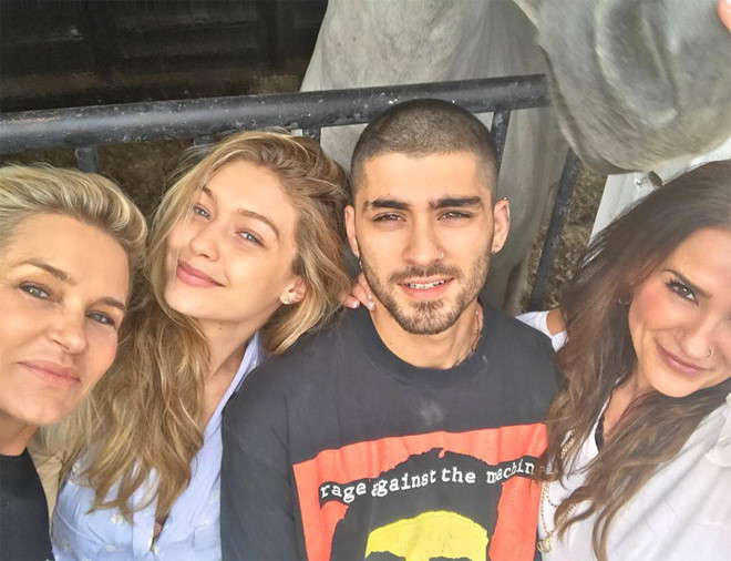 Zayn Malik là cựu thành viên nhóm nhạc One Direction còn Gigi Hadid là người mẫu hàng đầu thế giới.