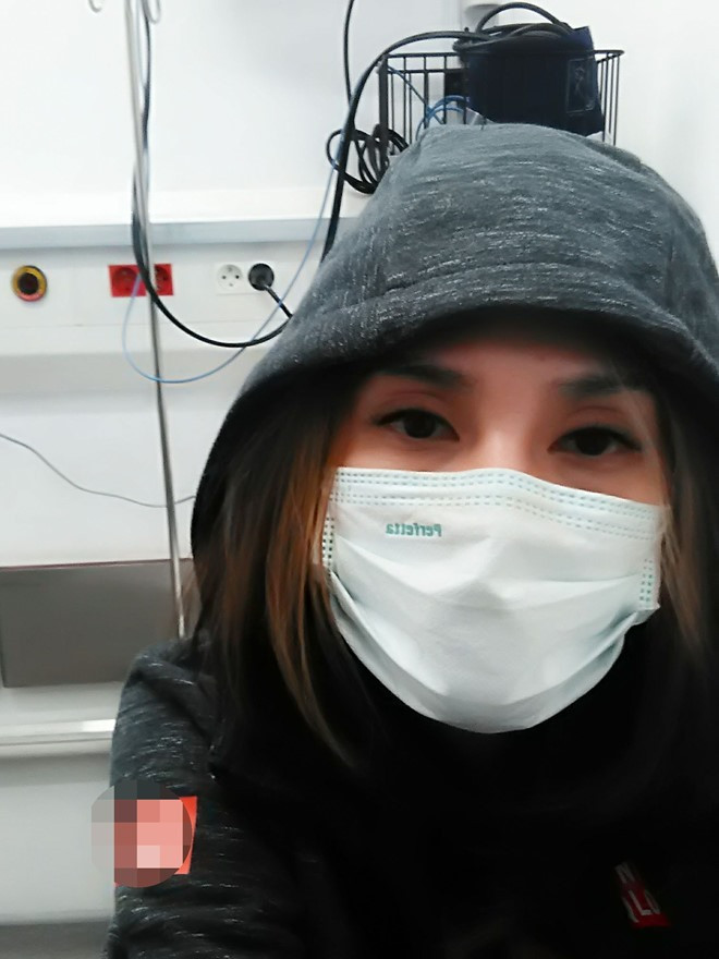 Hình ảnh mệt mỏi được Võ Hoàng Yến chia sẻ. Ảnh: FBNV