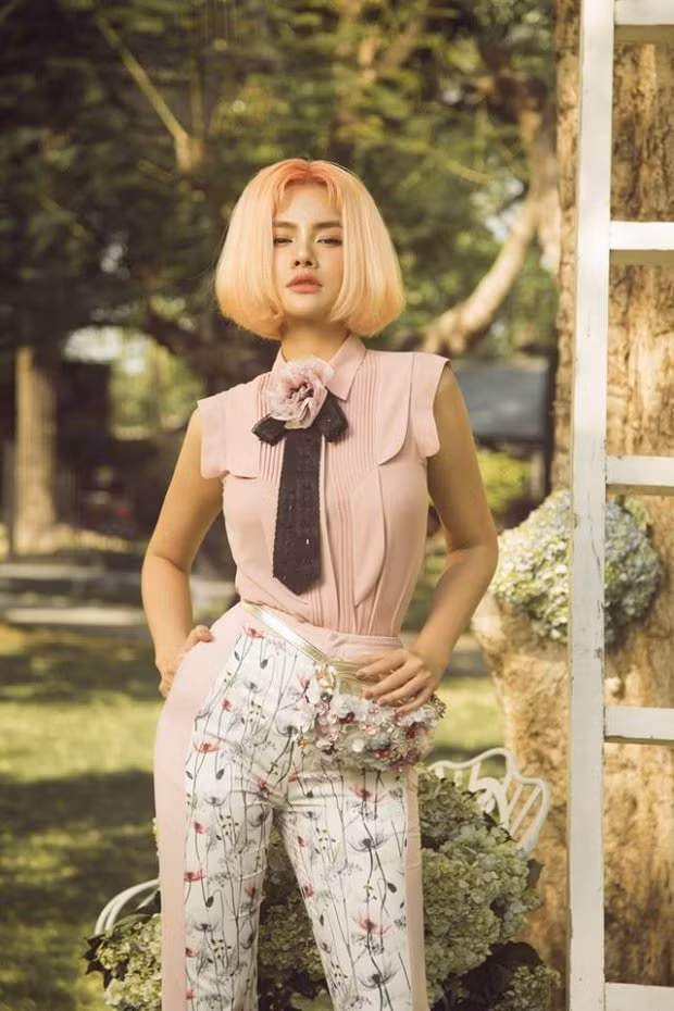 Vũ Thu Phương bức xúc khi bị người bạn thân 13 năm nói xấu.