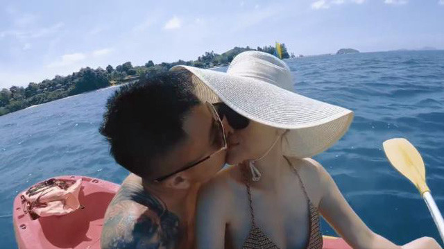 Dù có sự khác biệt khá xa về tuổi tác nhưng về mặt ngoại hình, Dương Yến Ngọc và bạn trai không hề chênh lệch. Bởi, Dương Yến Ngọc rất biết cách giữ sự trẻ trung, nhan sắc quyến rũ dù đã là mẹ 2 con.