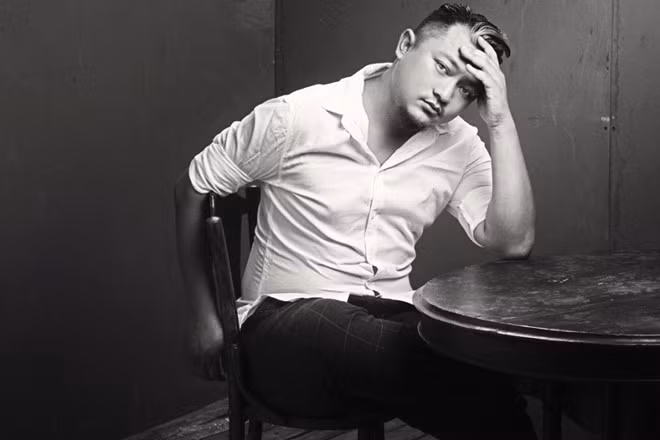 Đạo diễn Phan Gia Nhật Linh cho biết dòng trạng thái của anh nói về Nam vương Tiến Đoàn. Ảnh: FBNV.