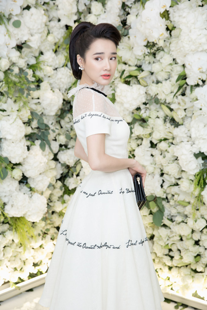 Bạn gái Trường Giang nhận được không ít sự quan tâm từ đồng nghiệp và giới truyền thông khi được hỏi han về những “tai bay vạ gió” gần đây.