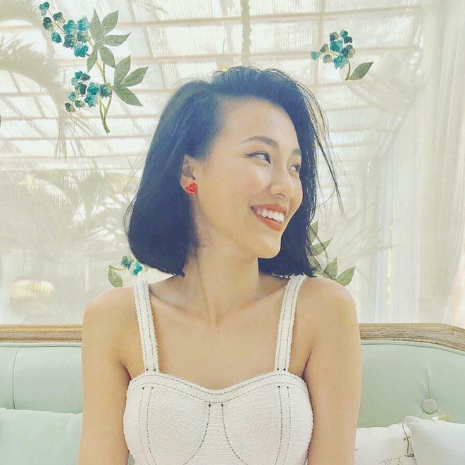 Nhan sắc rực rỡ ở tuổi 28 của người đẹp Hoàng Oanh.