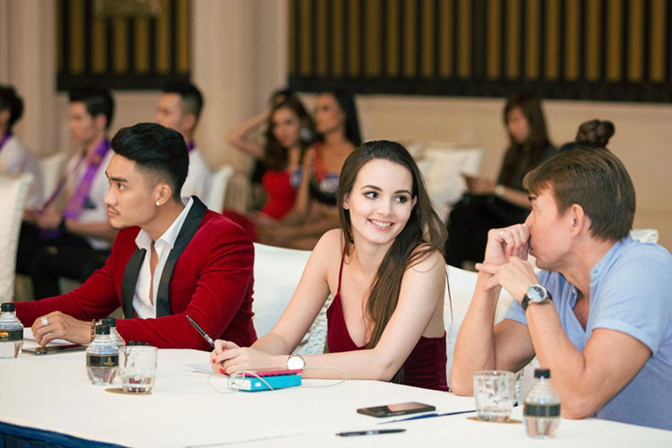 Mới đây, Top 30 thí sinh "Người mẫu thời trang Việt Nam" đã bước vào phần thi đầu tiên của vòng chung kết: thi tài năng.