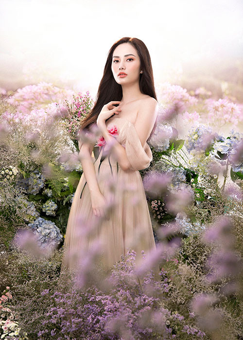 Diệu Linh sở hữu hình thể tương đối chuẩn với chiều cao 1m74, cân nặng 52 kg, số đo 3 vòng 86 – 63 – 91.