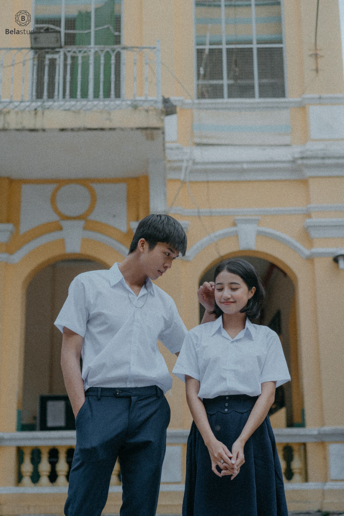 Nhìn cặp đôi dễ thương với vẻ đẹp trong sáng, nhẹ nhàng, cư dân mạng dành nhiều lời khen tặng.