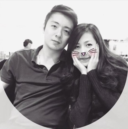 Trong danh sách người yêu toàn bạn trai điển trai của Tú Anh còn có Hưng Long. Anh sinh năm 1988 và là cựu sinh viên trường đại học Kinh tế Quốc dân. Một thời gian dài trước khi chia tay, Tú Anh thường xuyên khoe hình tình cảm lên trang cá nhân.