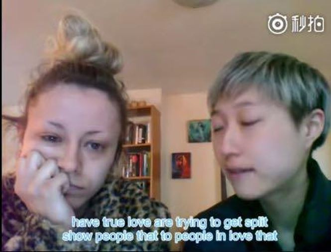 Cặp đôi bắt đầu công khai mối quan hệ từ năm ngoái, kể từ đó Ngô Trác Lâm rơi vào tình trạng xuống dốc không phanh, bệ rạc, bỏ nhà đi bụi khiến mẹ lo lắng. Có lẽ, đó chính là lý do mà việc yêu đương của cả hai không được ủng hộ.