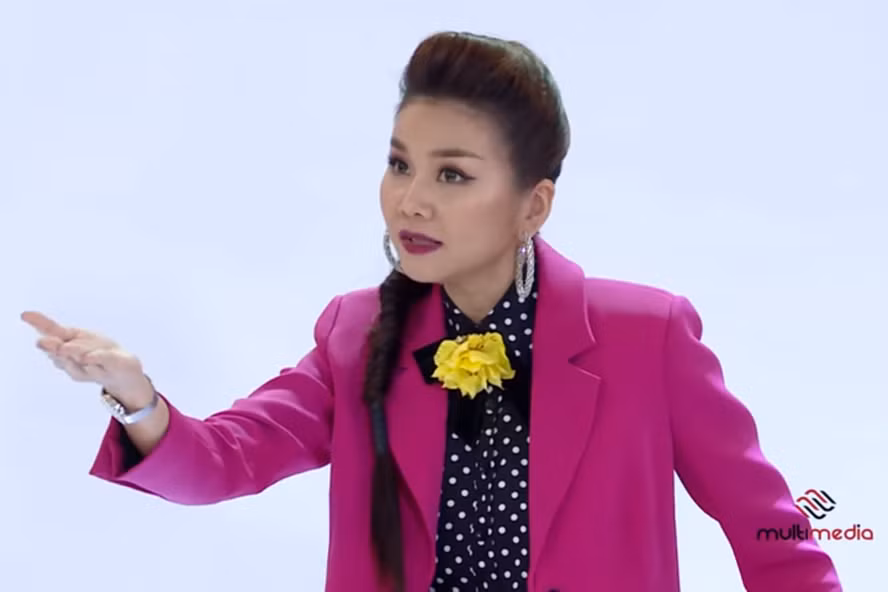 Siêu mẫu Thanh Hằng chấn chỉnh thí sinh. Nguồn: BTC.