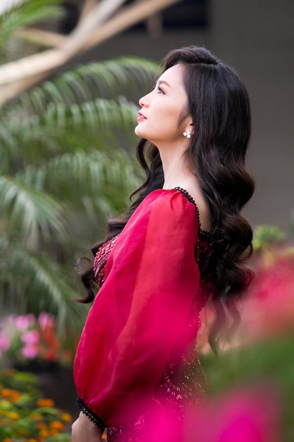 Diệu Hương bật mí hai cách để thoát khỏi tình trạng bị 'gạ tình' mà cô từng áp dụng.